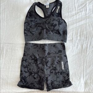 Gymshark Camo Black and Gray Sports Set